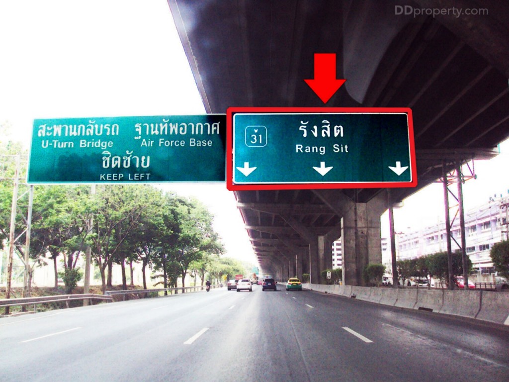 nc on green charmNc on Green Charm_17-004