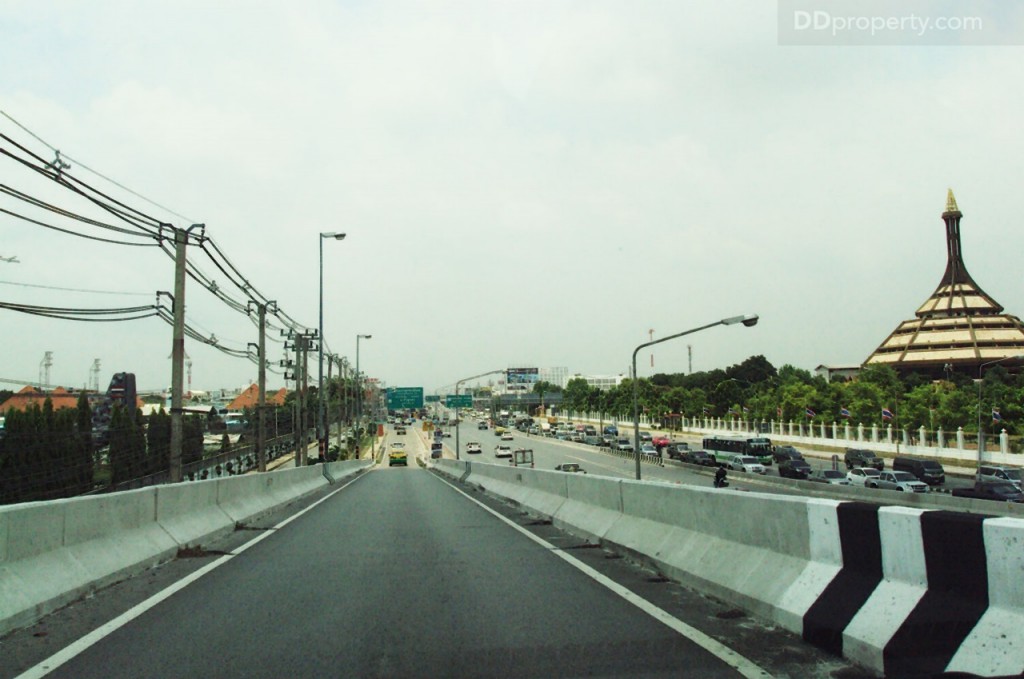 nc on green charmNc on Green Charm_19-006