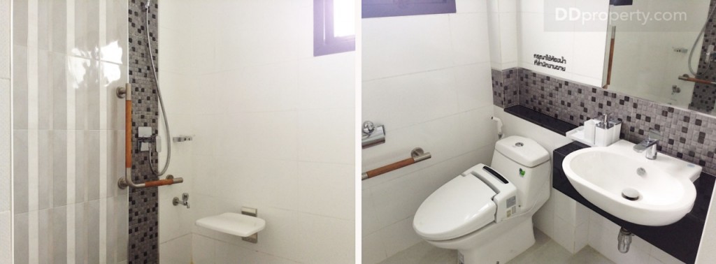 nc on green charmNc on Green Charm_90-069