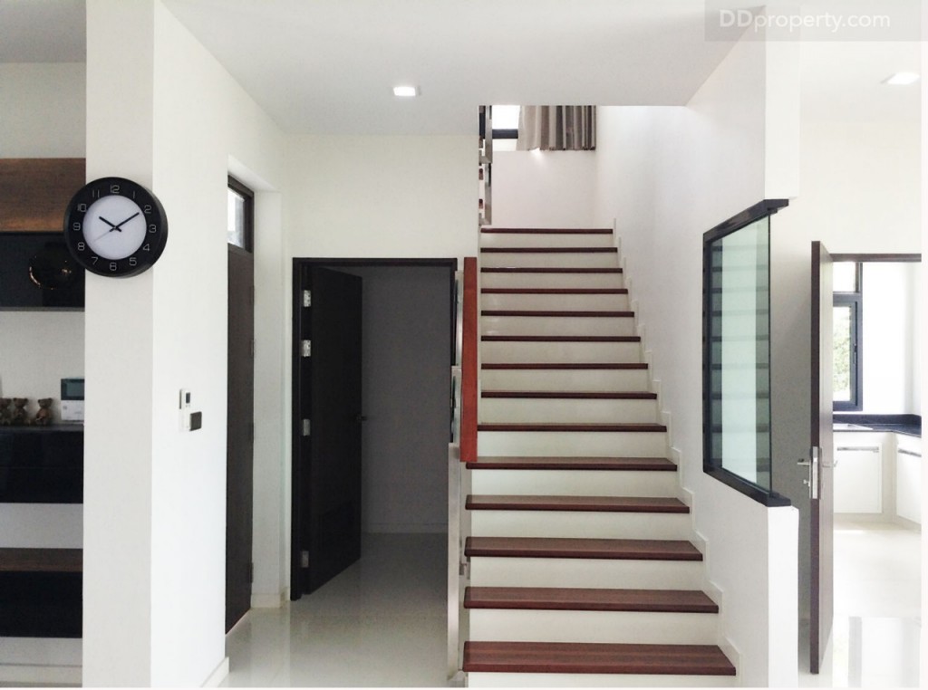 nc on green charmNc on Green Charm_94-073