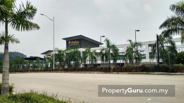 The award winning Palm Garden Golf Club