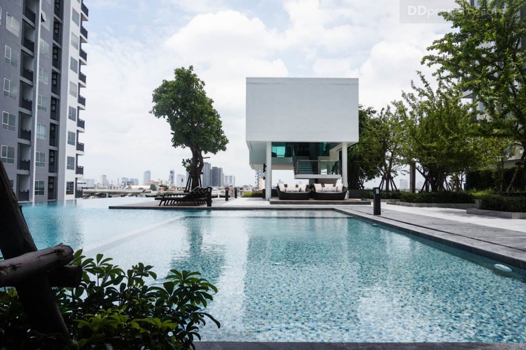 1 Tempo Grand Sathorn Wutthakard facDSC00601-008