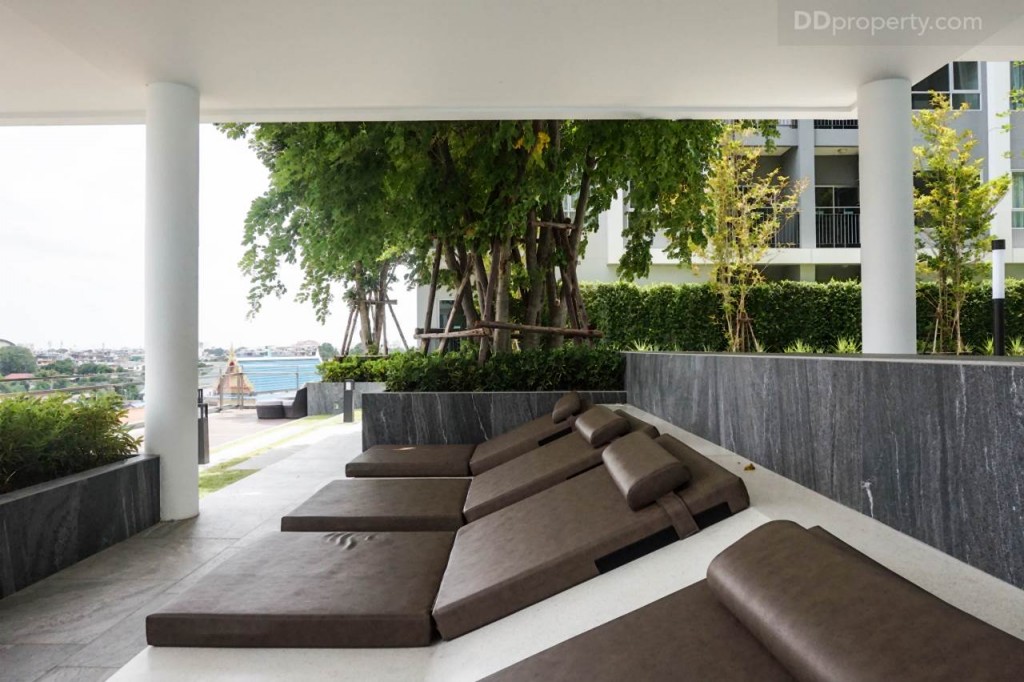 2 Tempo Grand Sathorn Wutthakard facDSC00609-014