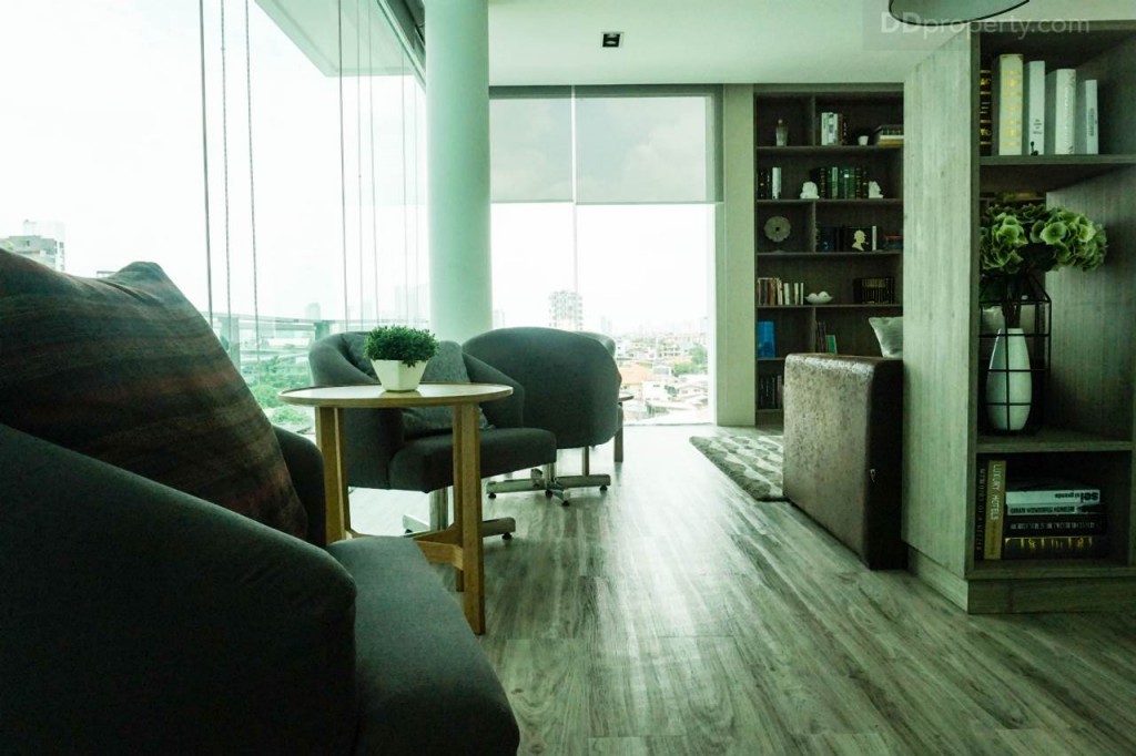 8 Tempo Grand Sathorn Wutthakard facDSC00618-021