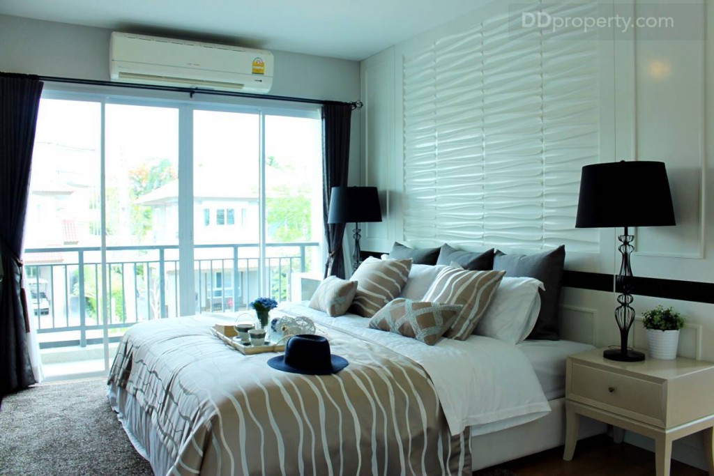 ห้อง Master Bedroom ขนาด 4.2 x 5 เมตร