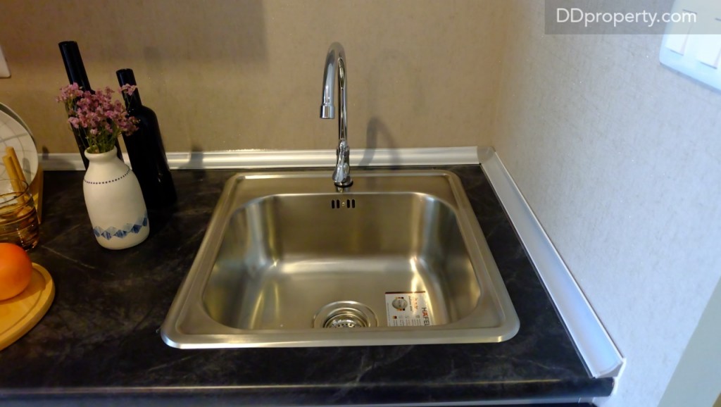 Sink ล้างจานให้มาเป็นแบรนด์ Hafele