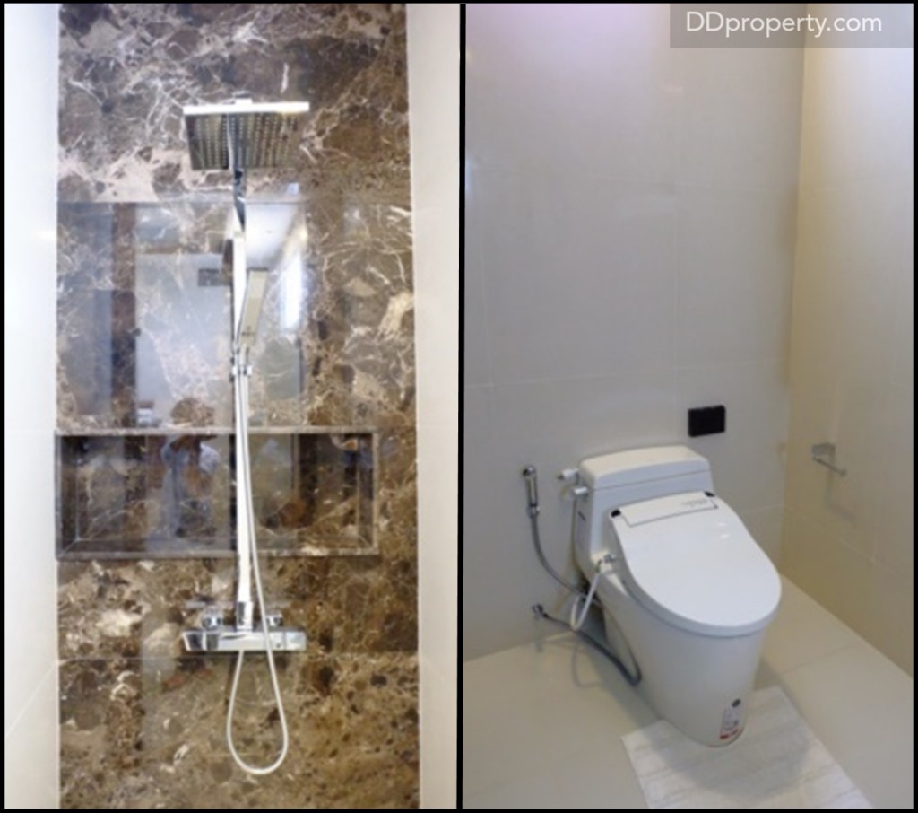 ตำแหน่งของ rain shower จะมีผนังด้านหลังตกแต่งด้วยหินอ่อน (เฉพาะบ้านตัวอย่าง) ชักโครกมีดีไซน์และฟังก์ชั่นการใช้งานที่ทันสมัย