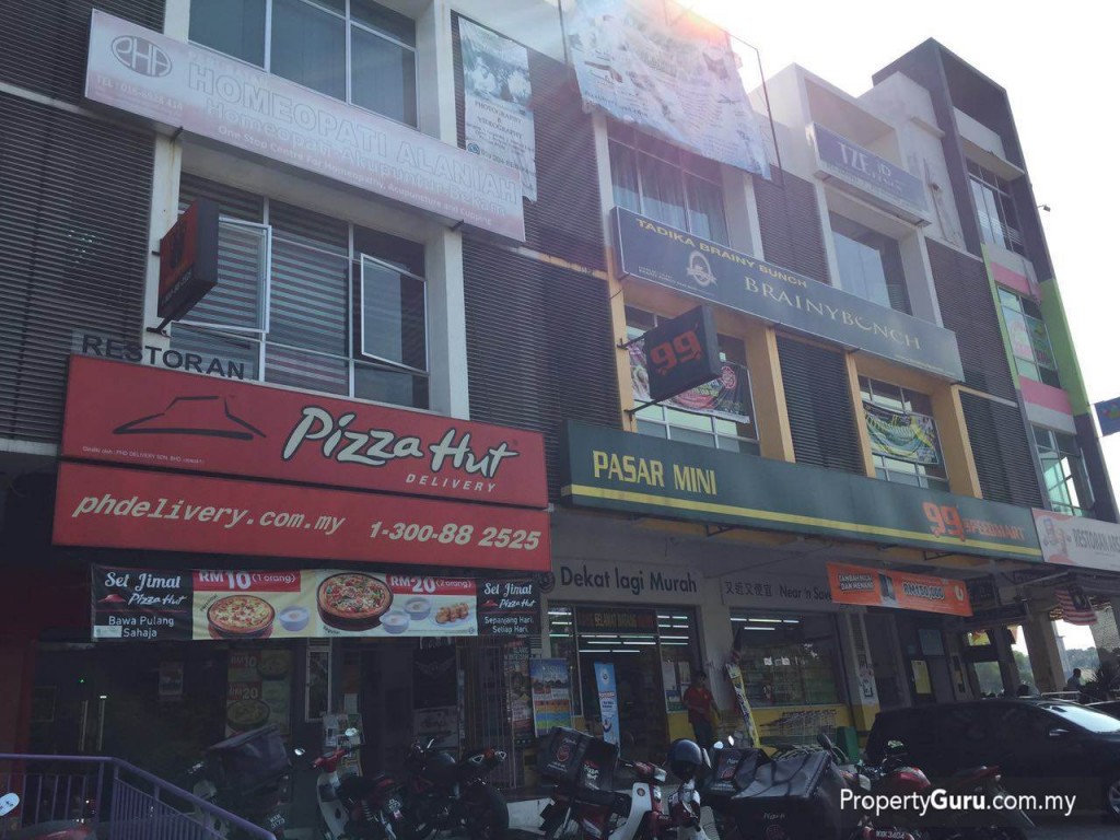 Pizza Hut near Almyra Residences
