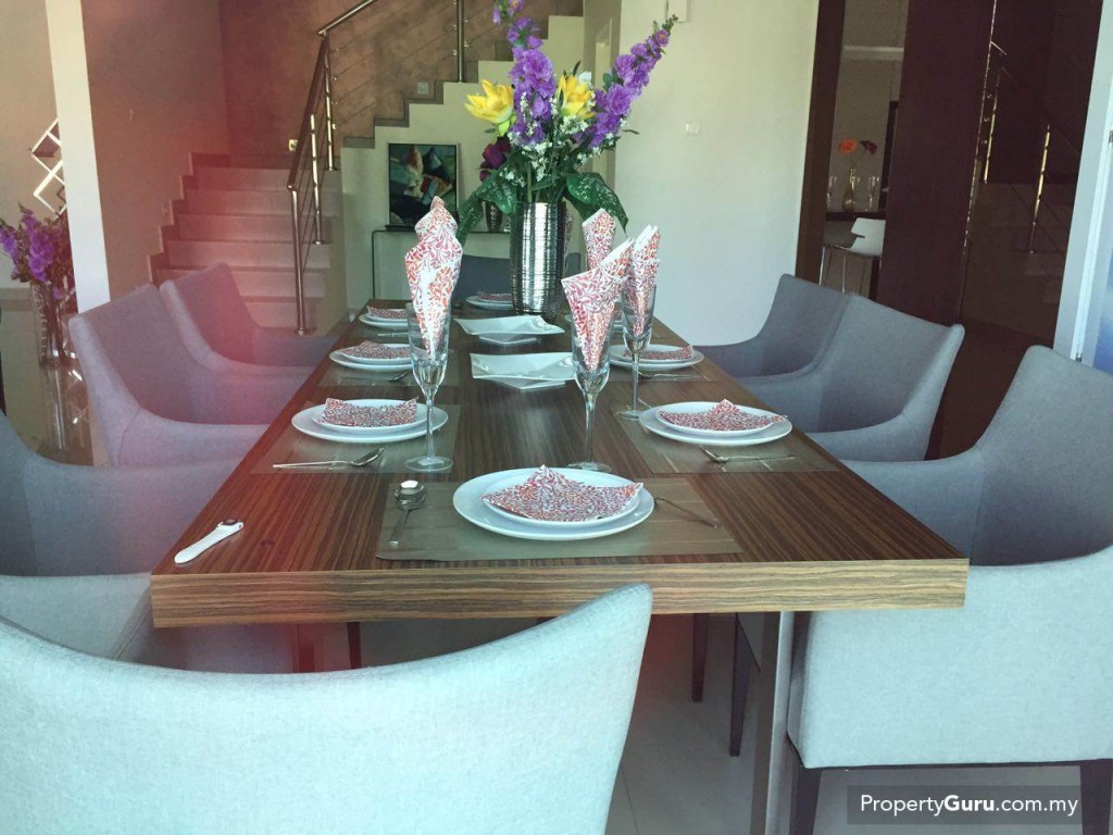 Bellina Villas Dining Area