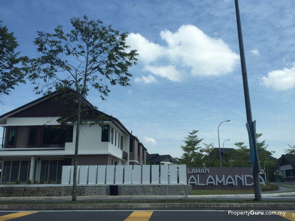 Kota Seriemas Laman Alamanda