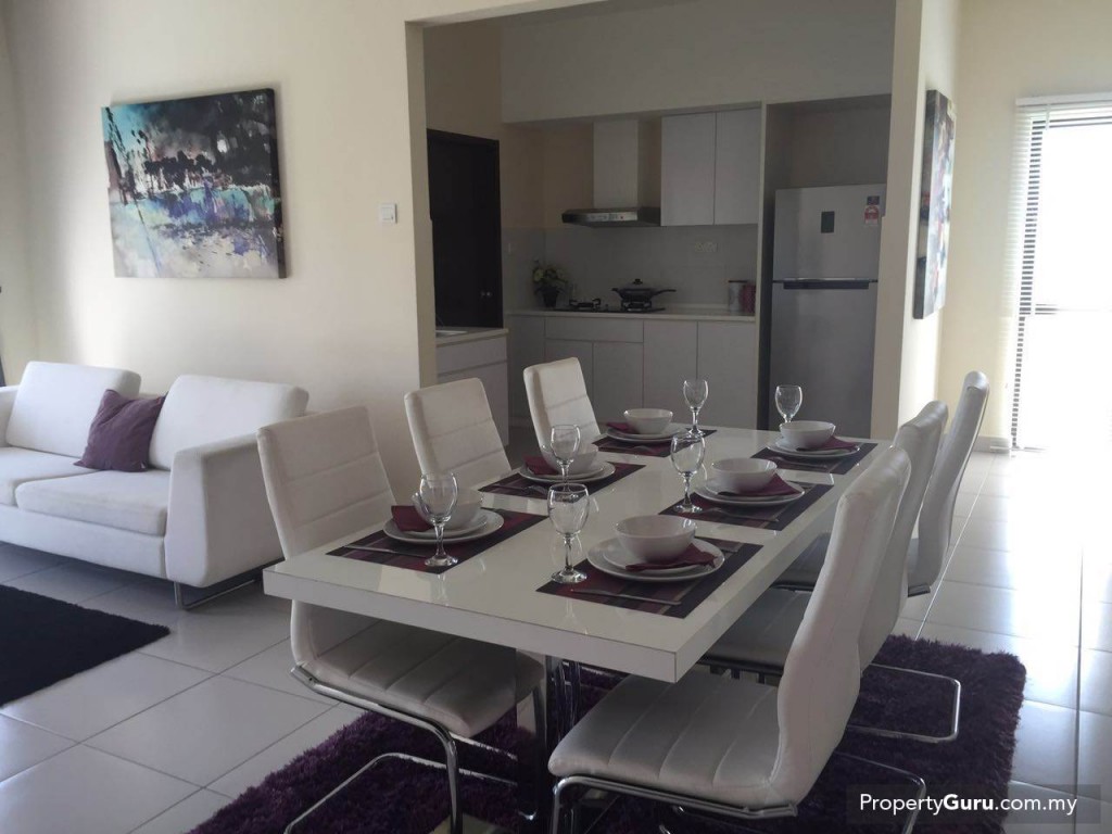 Kota Seriemas Cempaka Seri Living & Dining Area