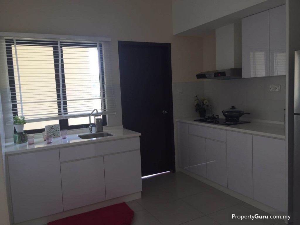 Kota Seriemas Cempaka Seri Kitchen