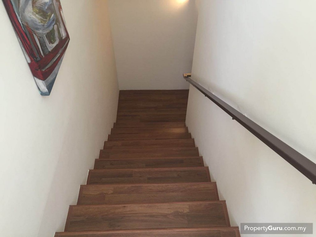 Kota Seriemas Cempaka Seri Showroom Staircase