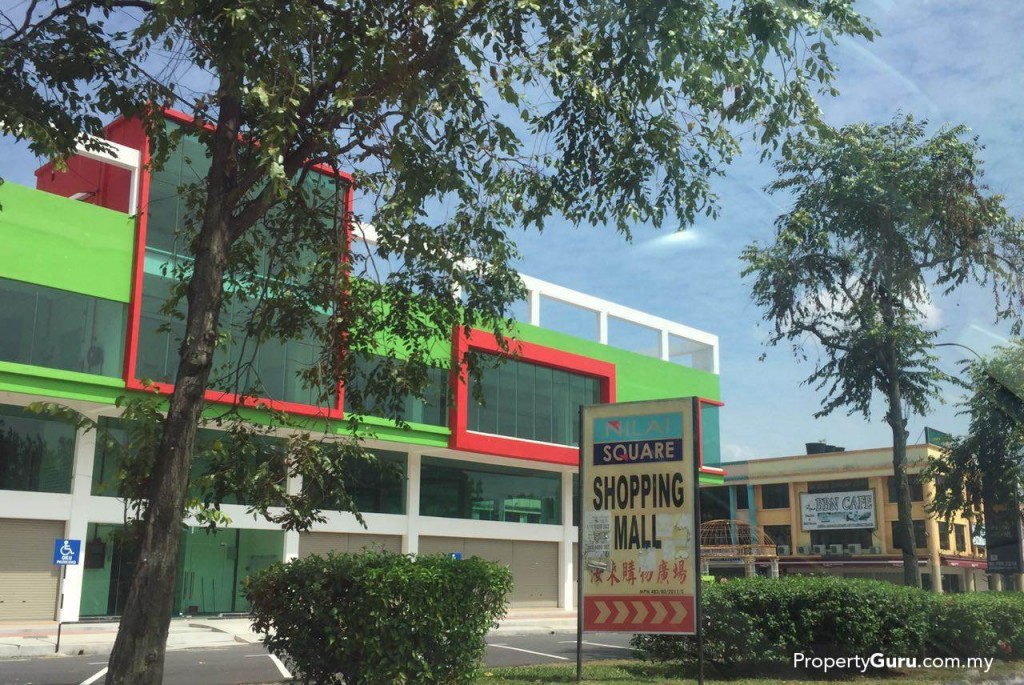 Lodge Residences Shopping Mall