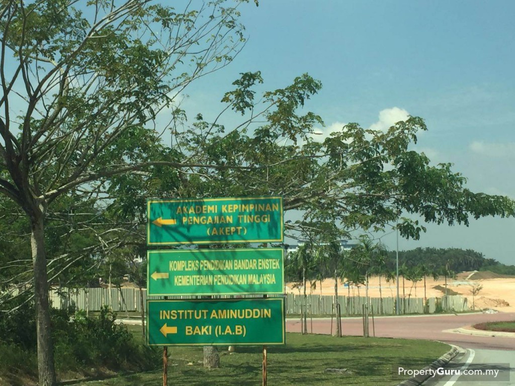 Lodge Residences Route 2