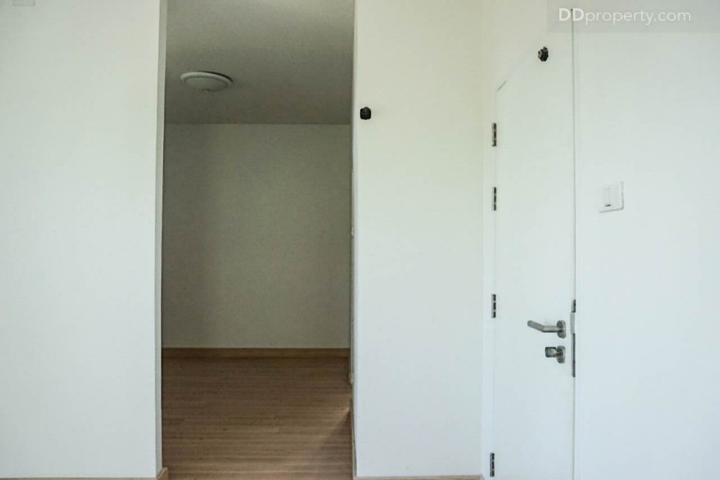 season valley srirachaTR the season valley sriracha Single Home TrDSC00236-033-011