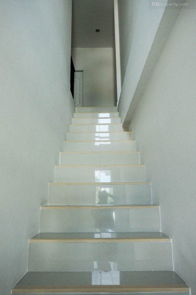 season valley thhhhthe season valley sriracha Town House TrDSC00169-016-010