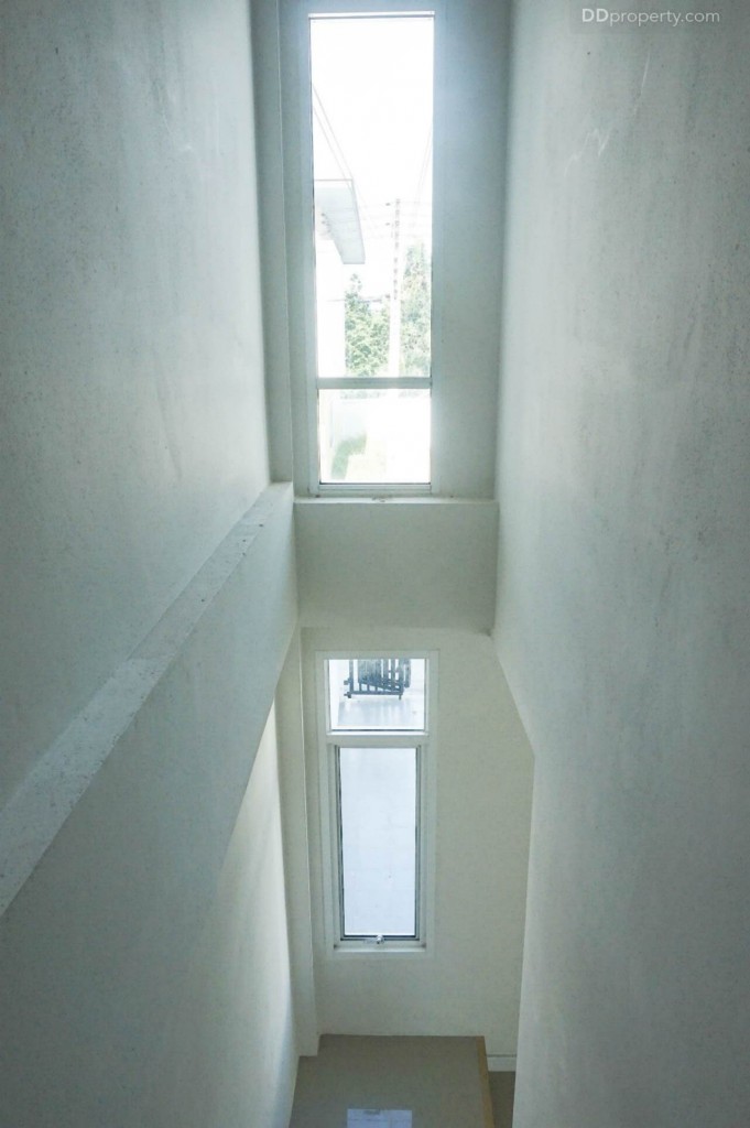 season valley thhhhthe season valley sriracha Town House TrDSC00170-017-011