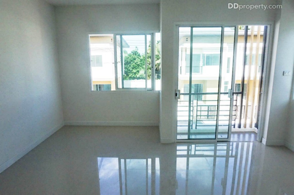 season valley thhhhthe season valley sriracha Town House TrDSC00183-027-018