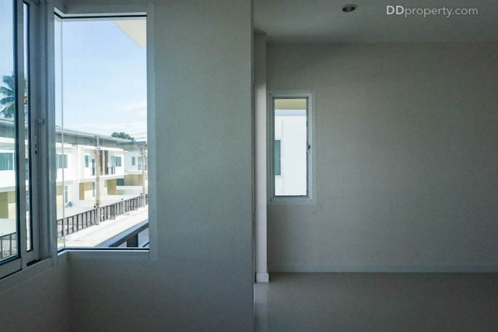 season valley thhhhthe season valley sriracha Town House TrDSC00184-028-019