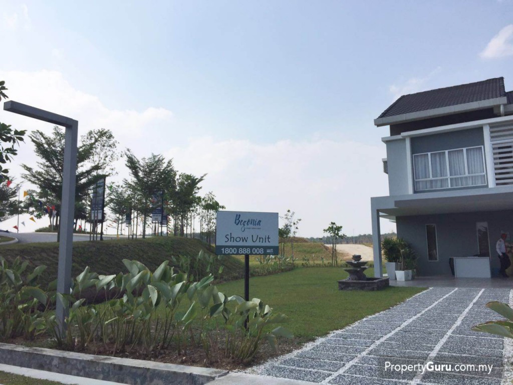 Serene Heights Begonia Show Unit