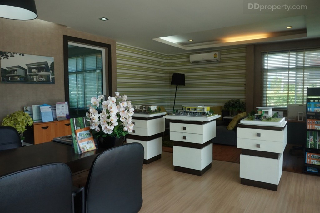 the season valley sriracha Project2 DSC09972-002