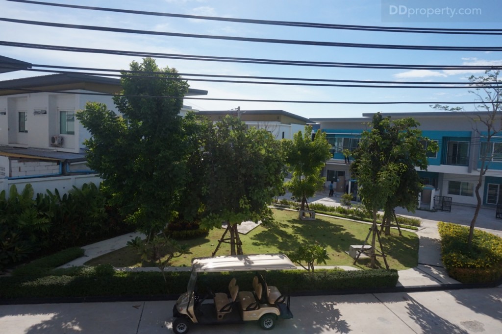 the season valley sriracha ProjectDSC00257-018