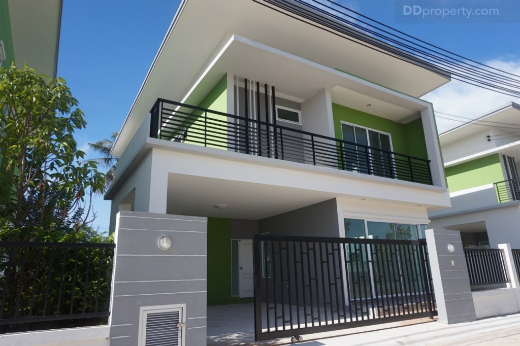 the season valley sriracha Single Home TrDSC00196-001