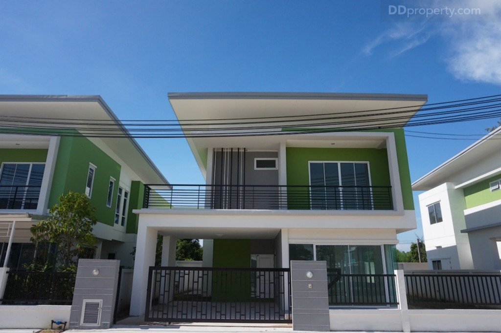 the season valley sriracha Single Home TrDSC00198-002