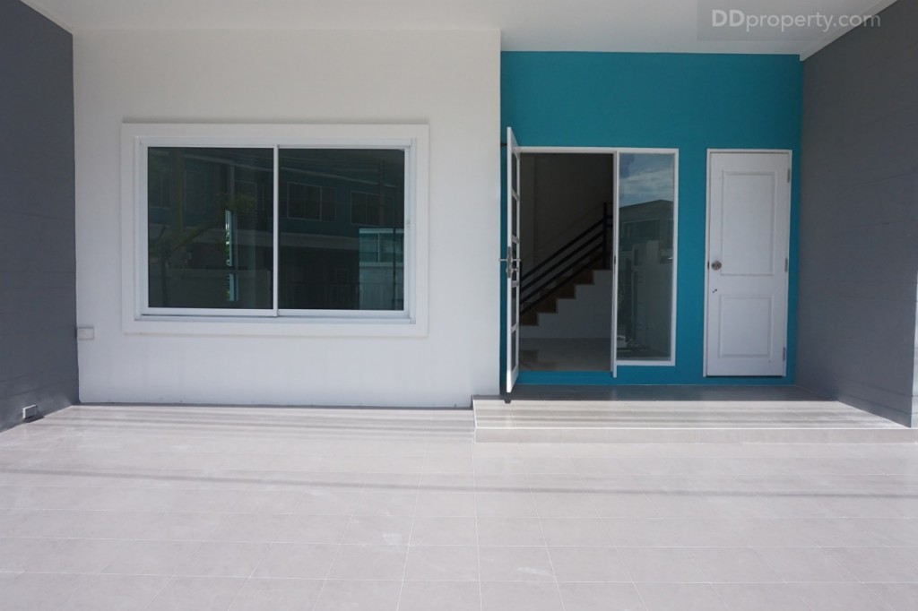 the season valley sriracha Town Home TrDSC00084-003