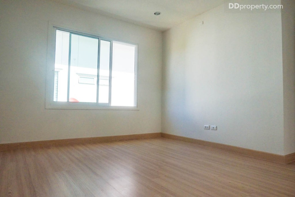 the season valley sriracha Town Home TrDSC00127-031