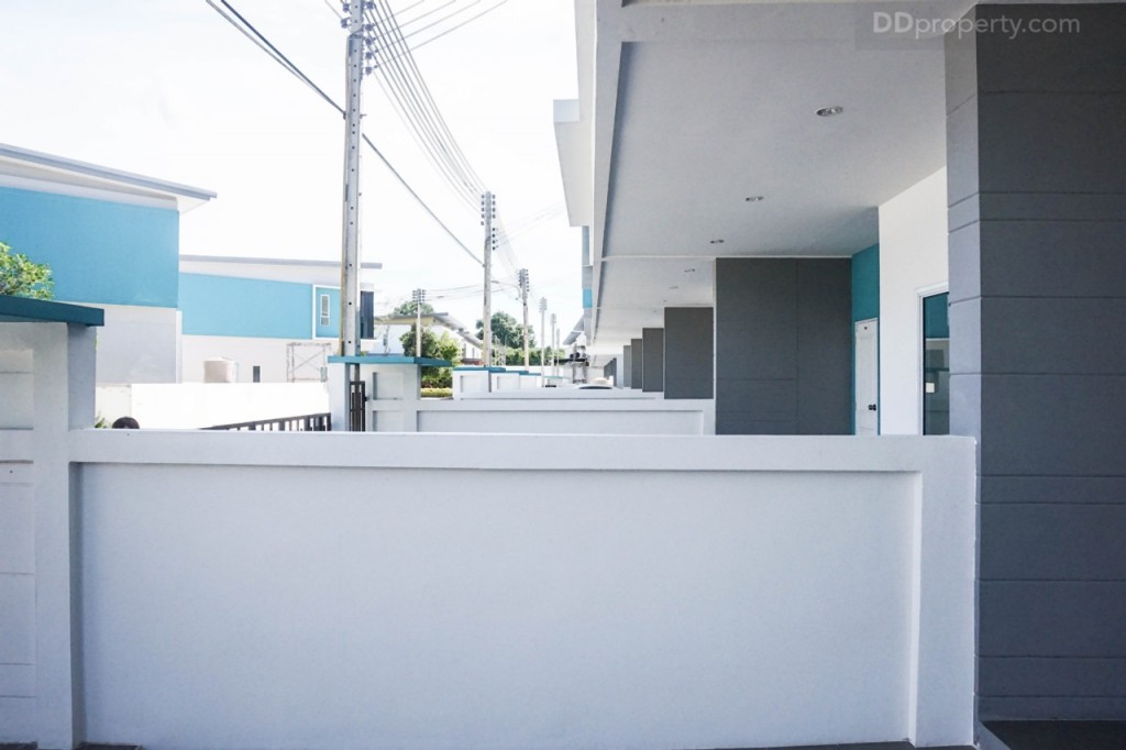 the season valley sriracha Town Home ex5 DSC09995-005