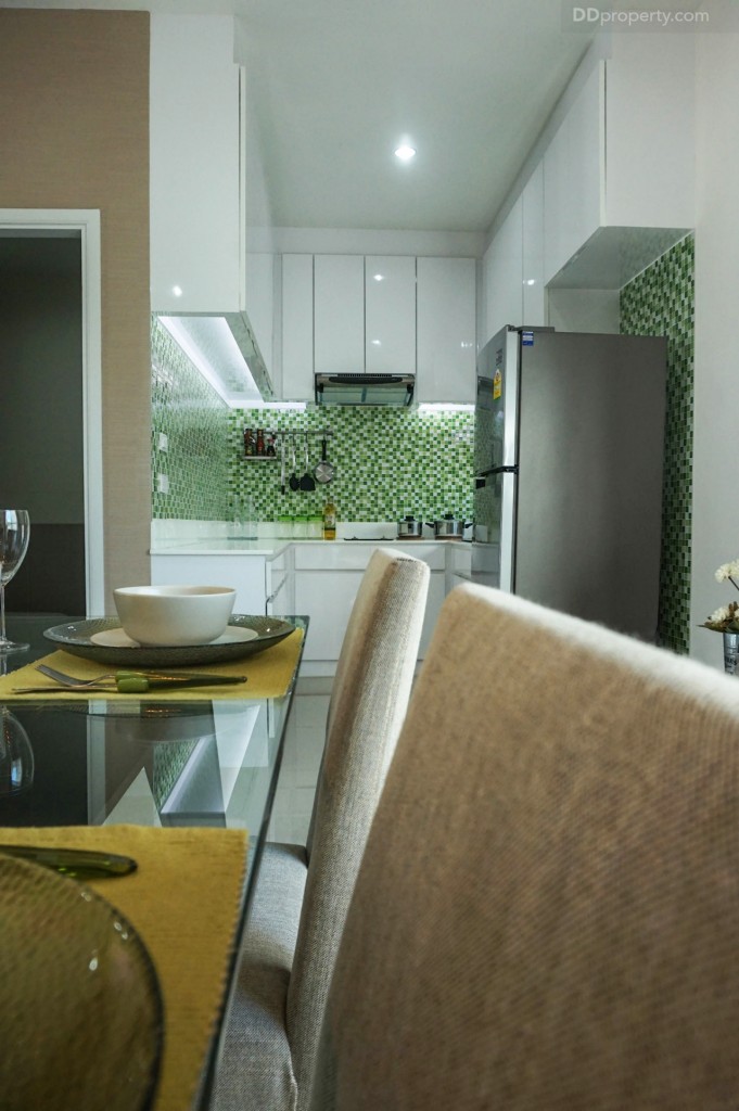 the season valley sriracha Town Home exDSC00018-020