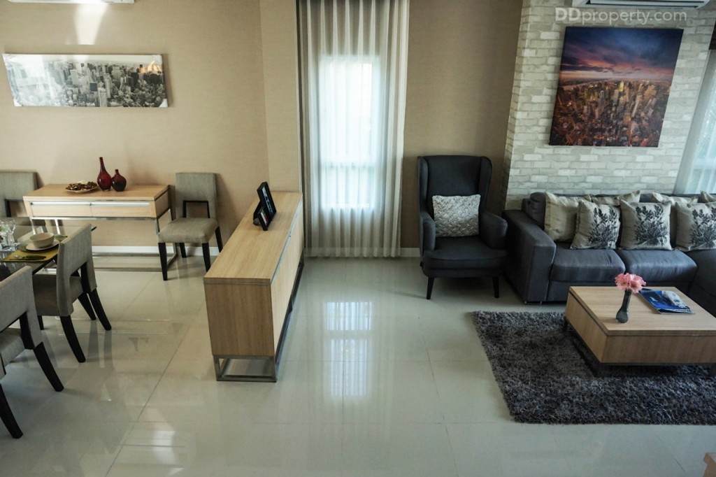 the season valley sriracha Town Home exDSC00029-028