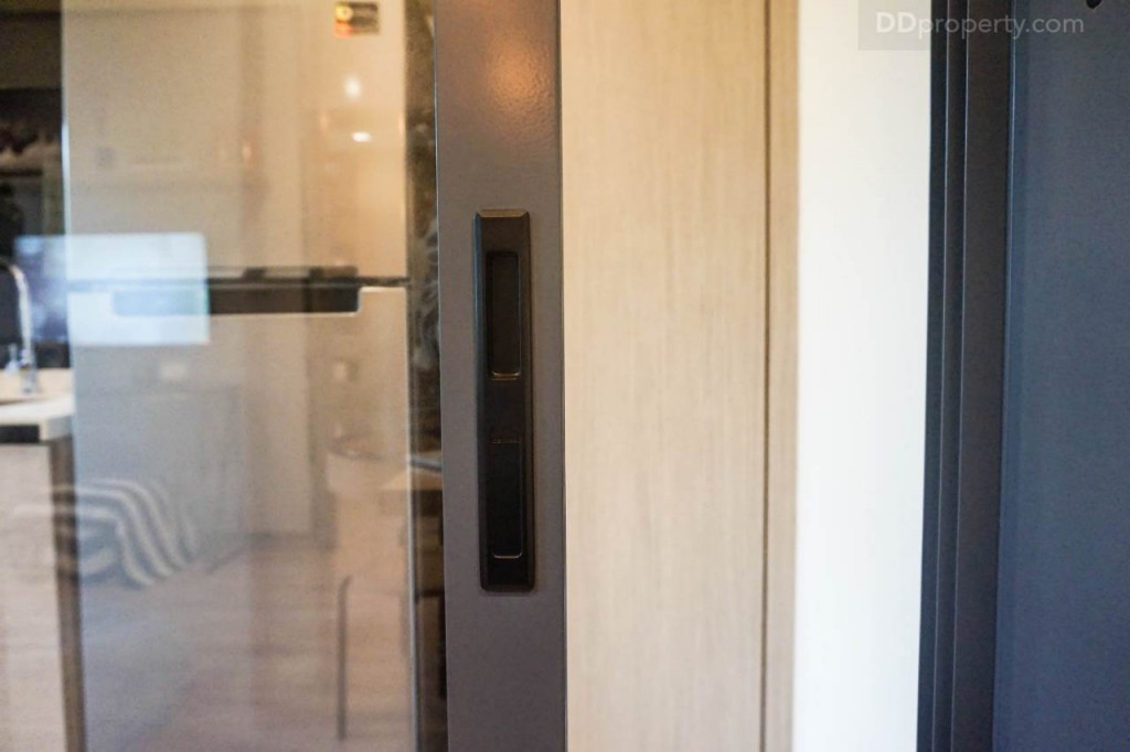 12 The Base Garden Rama9 Two bedDSC00888-023