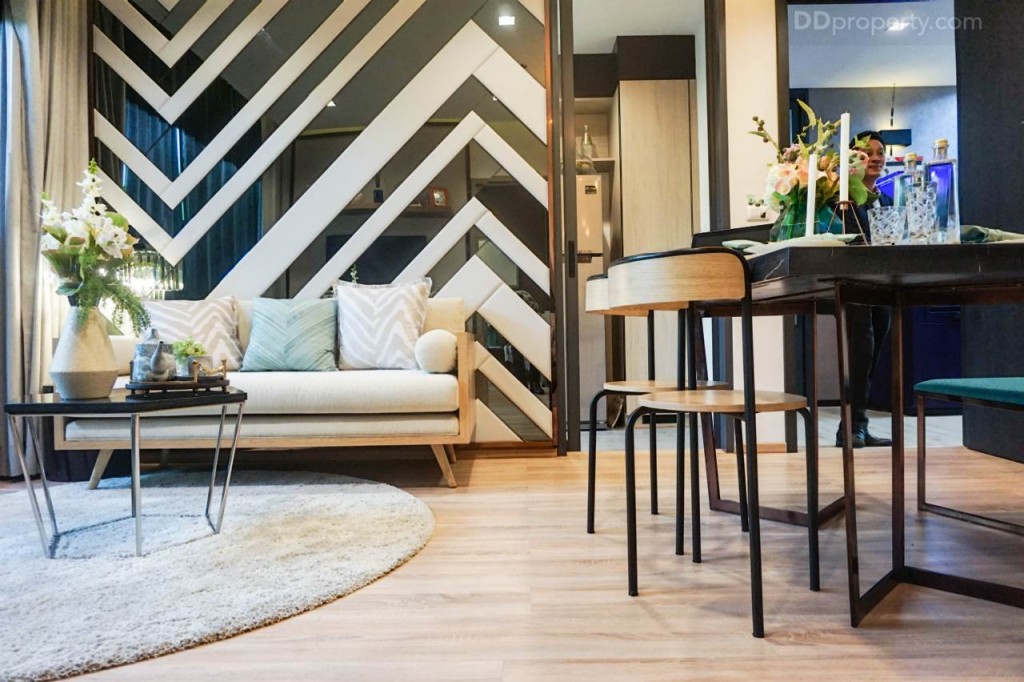 2 The Base Garden Rama9 Two bedDSC00878-015