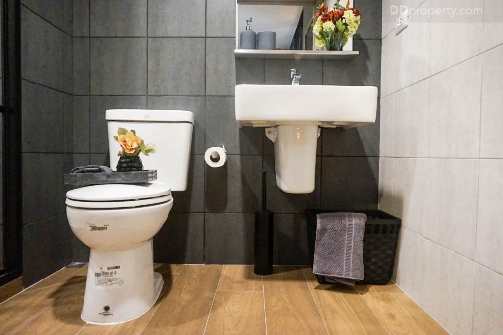 27 The Base Garden Rama9 One bedDSC00854-043