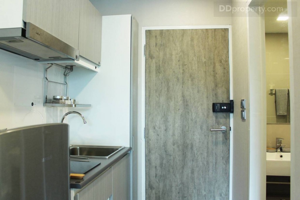 มุมมองพื้นที่ด้านหน้าบริเวณทางเข้า