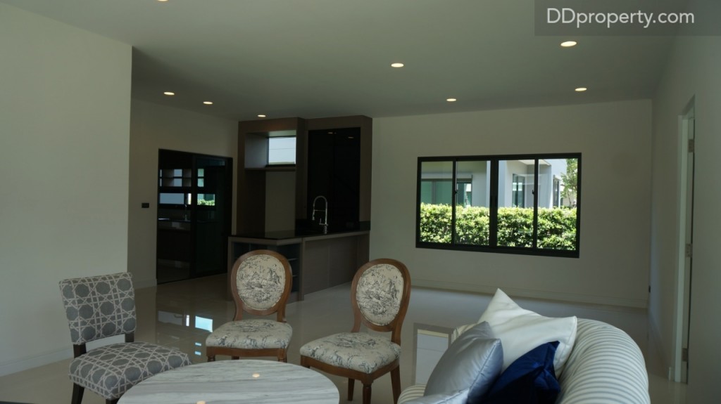 Setthasiri Pinklao - Kanchana