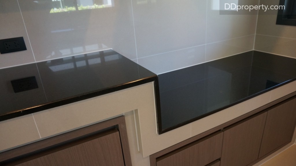 Setthasiri Pinklao - Kanchana