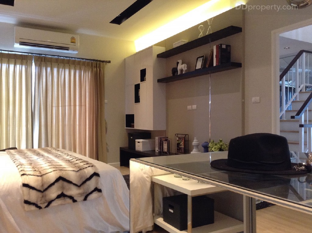 Thana Cluster Ratchaphruek  Bangplu Station50-037