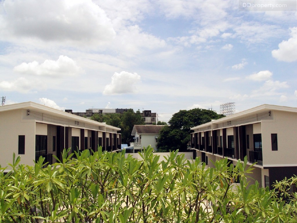 The Connect Chaengwattana  Tiwanon