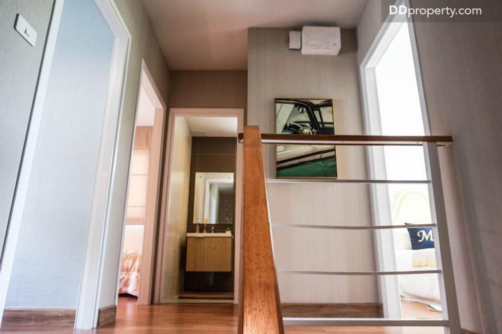 The connect Suvarnabhumi 3 1 carDSC01119-024