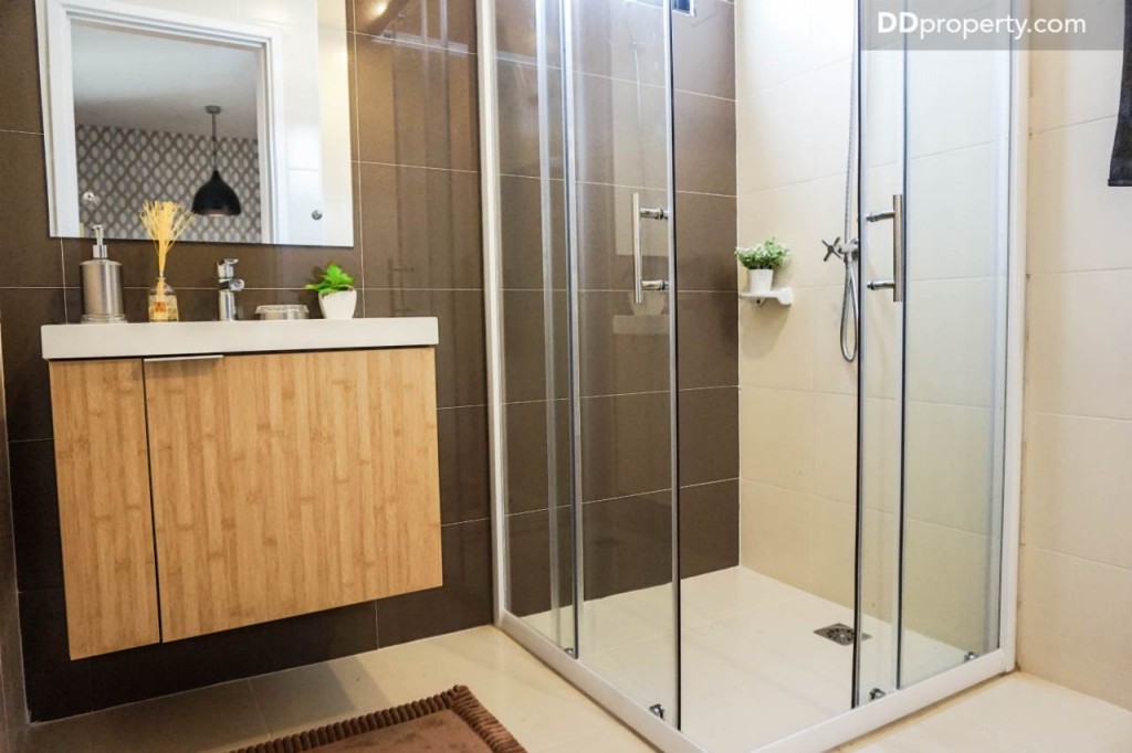 The connect Suvarnabhumi 3 1 carDSC01121-026