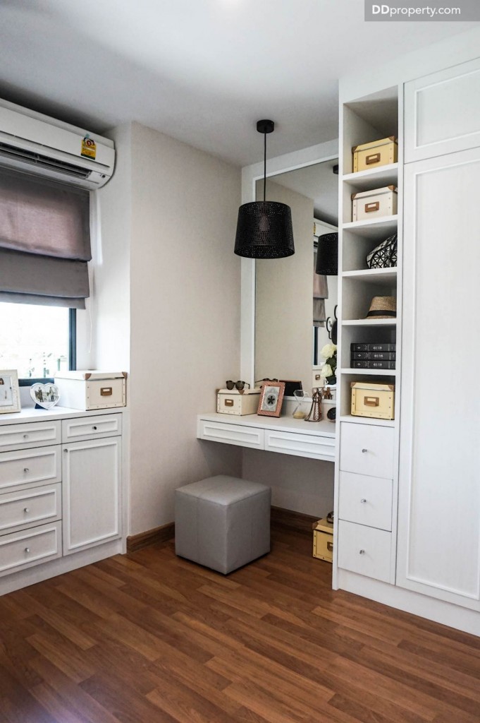 The connect Suvarnabhumi 3 1 carDSC01131-036