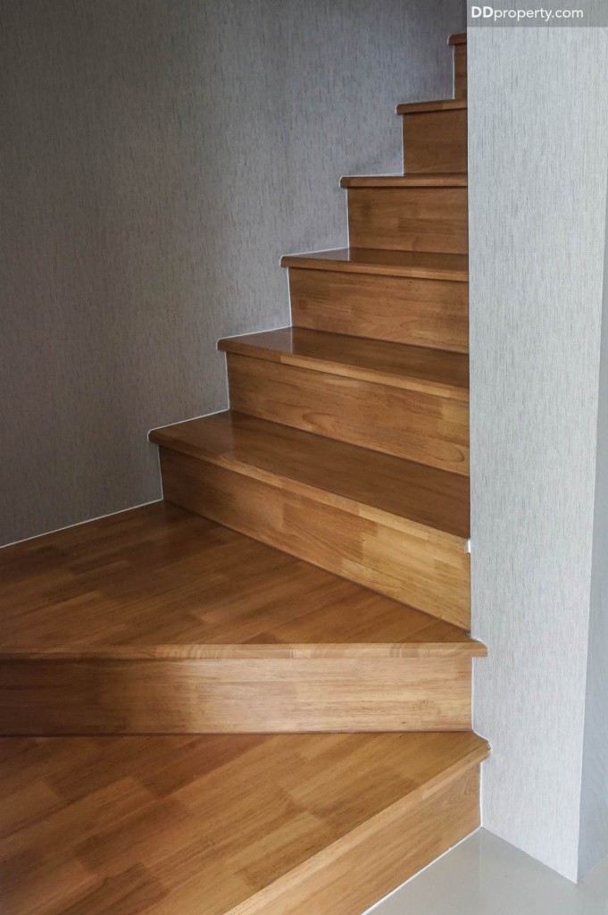 The connect Suvarnabhumi 3 2 carDSC01003-006