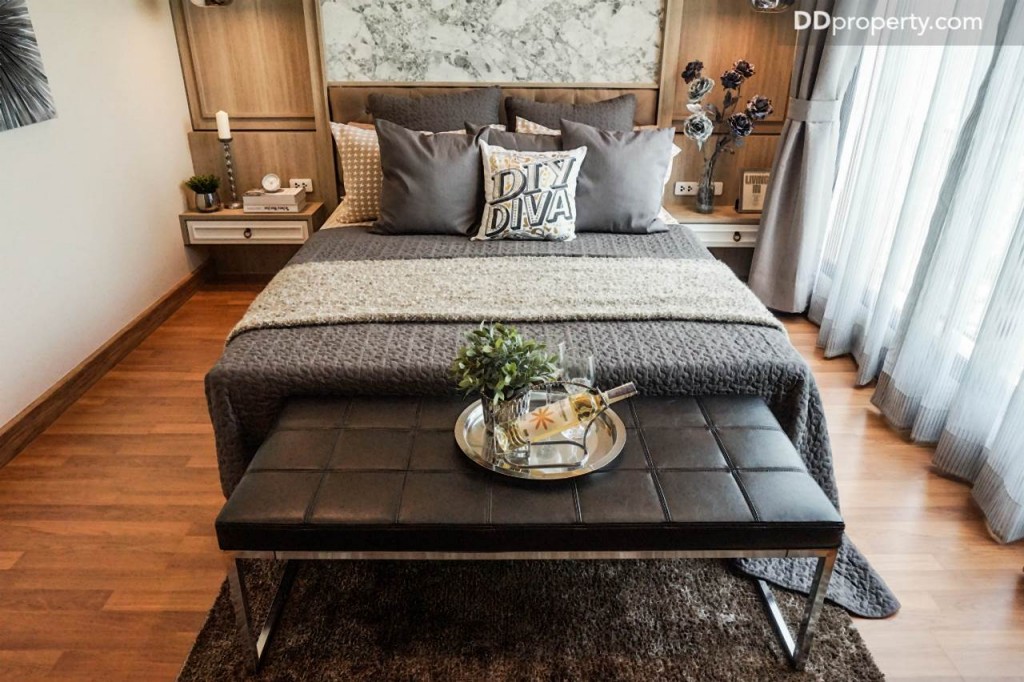 The connect Suvarnabhumi 3 2 carDSC01047-048