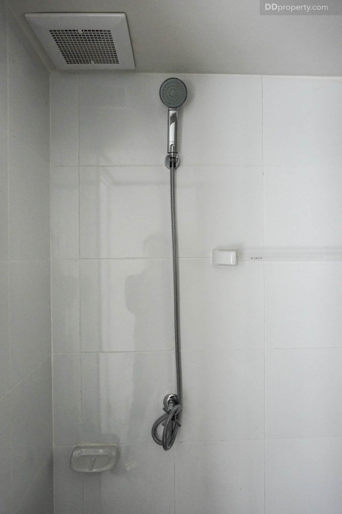 The connect Suvarnabhumi 3 true 1 carDSC01145-009