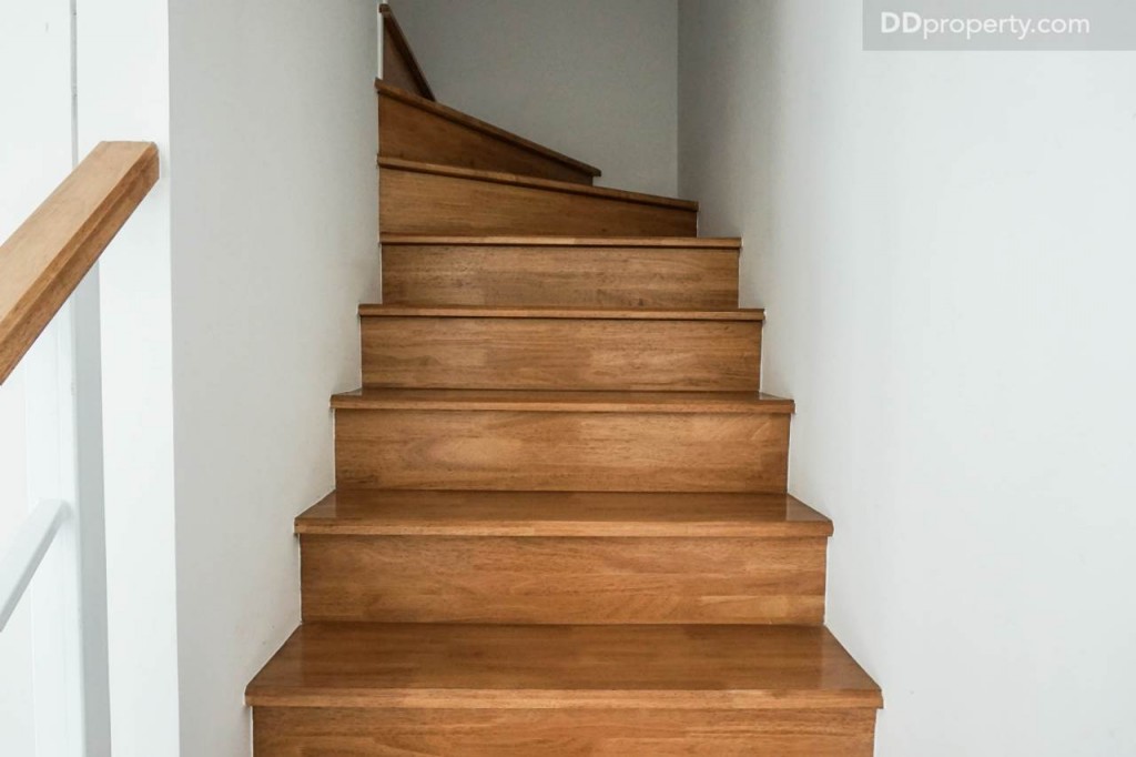 The connect Suvarnabhumi 3 true 1 carDSC01149-013