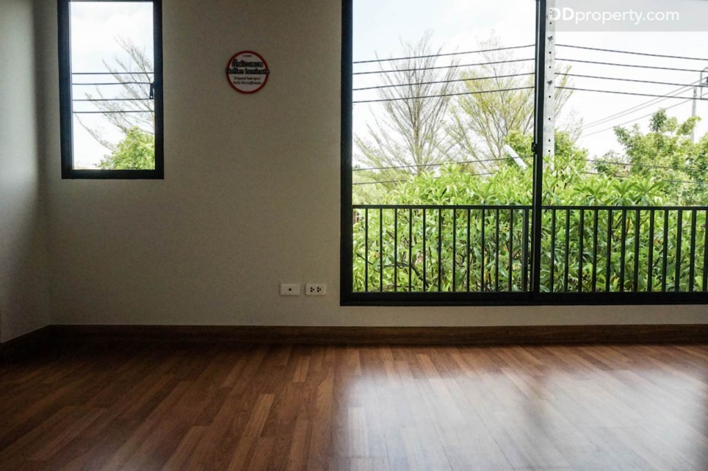 The connect Suvarnabhumi 3 true 1 carDSC01156-019